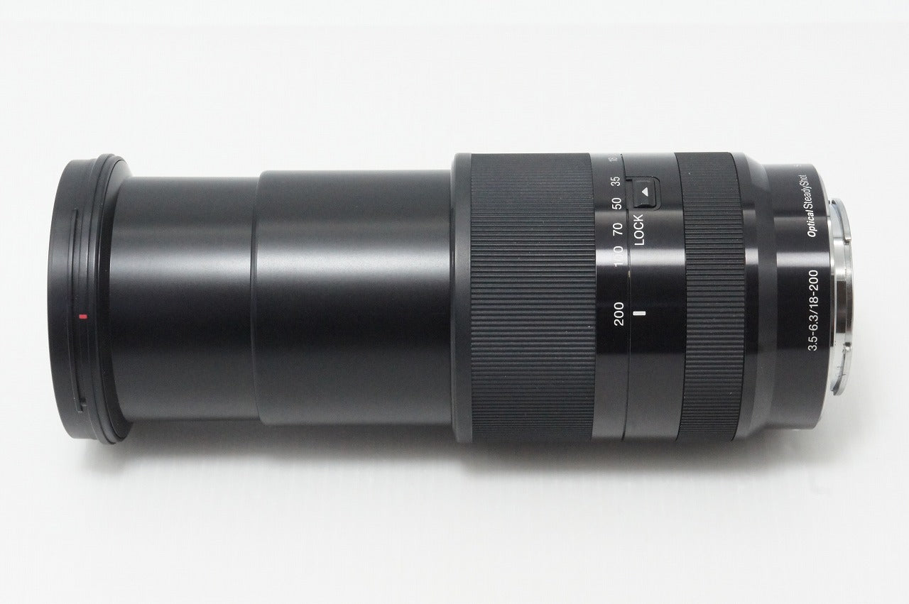 美品 SONY ソニー E 18-200mm F3.5-6.3 OSS LE SEL18200LE Eマウント APS-C ズームレンズ フード 元箱付 260527cb
