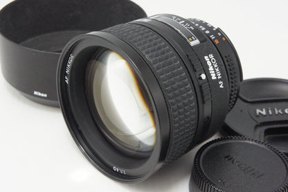 美品 Nikon ニコン AI AF NIKKOR 85mm F1.4D IF 単焦点レンズ 純正メタルフード付 260402p