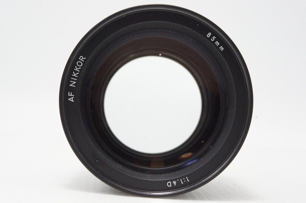 美品 Nikon ニコン AI AF NIKKOR 85mm F1.4D IF 単焦点レンズ 純正メタルフード付 260402p