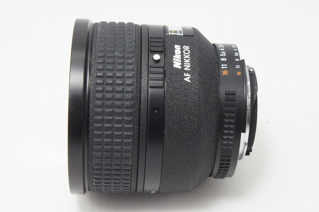 美品 Nikon ニコン AI AF NIKKOR 85mm F1.4D IF 単焦点レンズ 純正メタルフード付 260402p