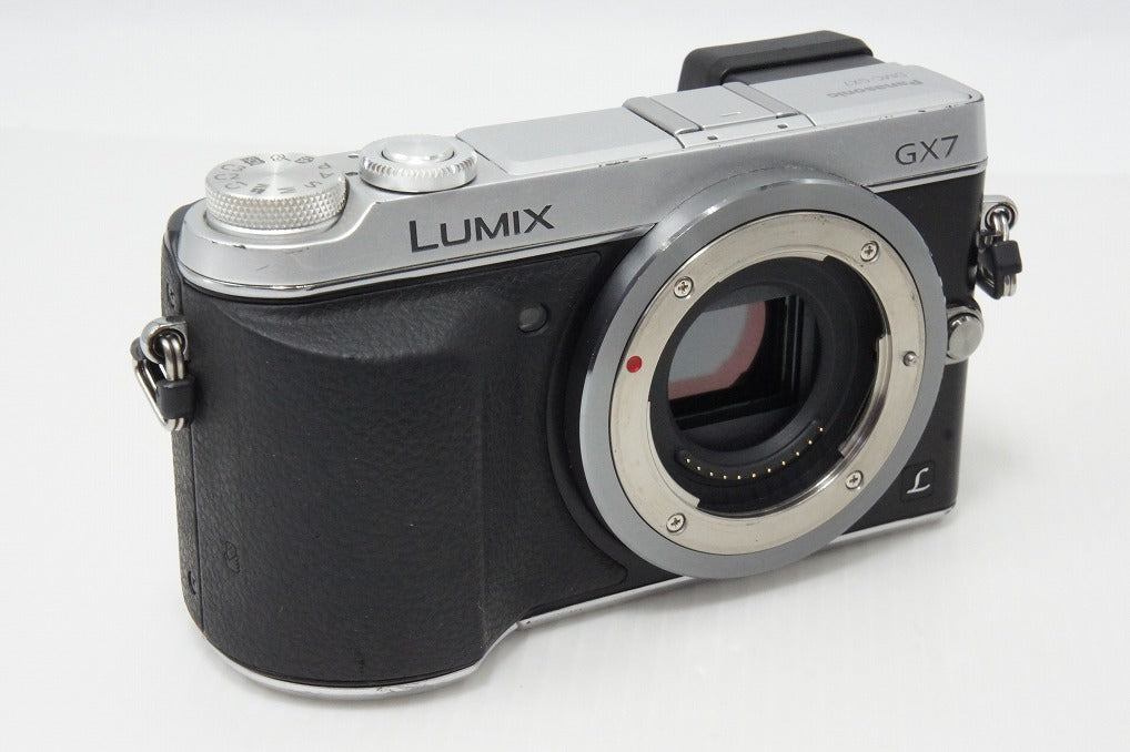 美品 Nikon ニコン D5200 ボディ + AF-S DX 18-55mm VR レンズキット デジタル一眼レフカメラ ブラック 260226a