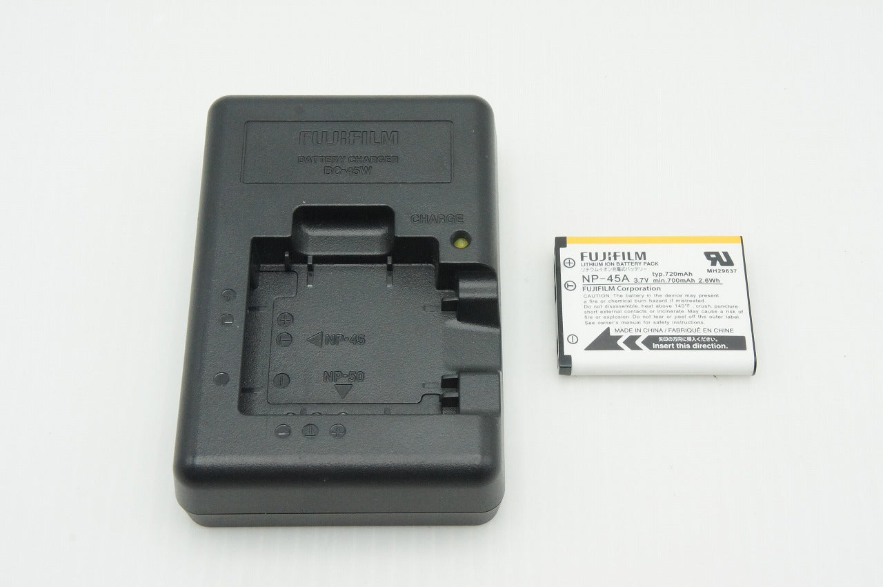 FUJIFILM フジフィルム FinePix Z800EXR コンパクトデジタルカメラ ピンク 260227e