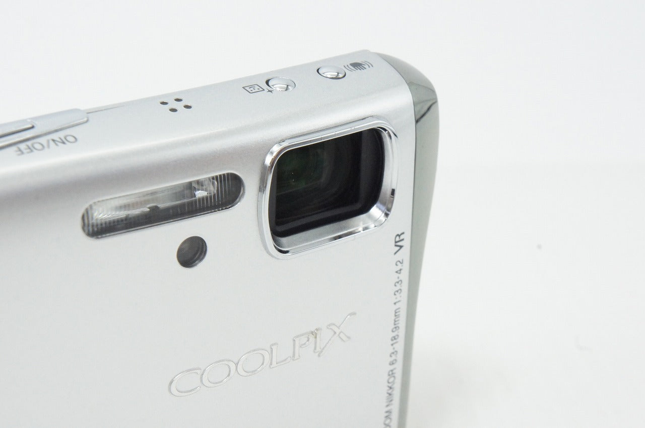 良品 Nikon ニコン COOLPIX S50c コンパクトデジタルカメラ グロスシルバー 260525l