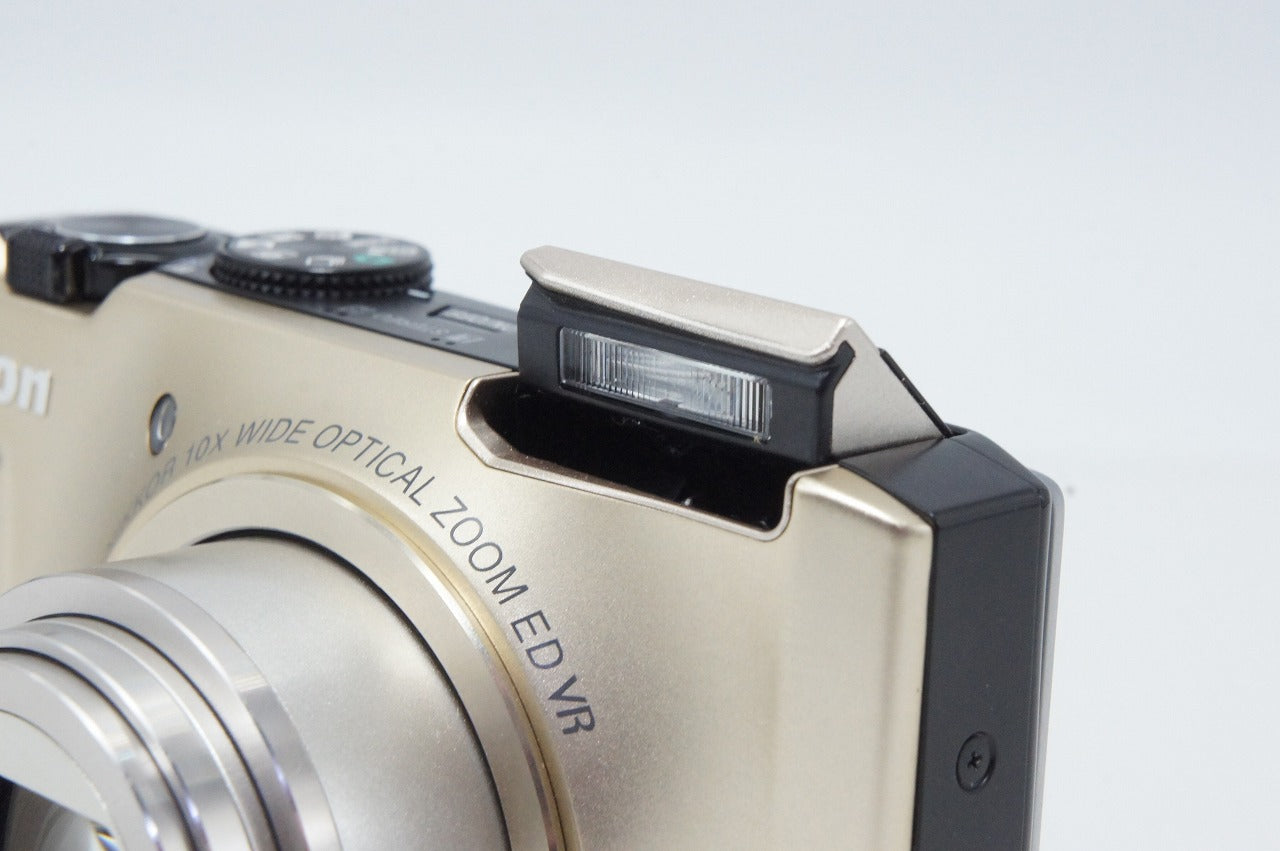 良品 Nikon ニコン COOLPIX S8100 コンパクトデジタルカメラ プレシャスゴールド 元箱付 260403v