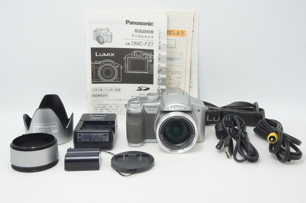 良品 Panasonic パナソニック LUMIX DMC-FZ7 デジタルカメラ シルバー 260603d