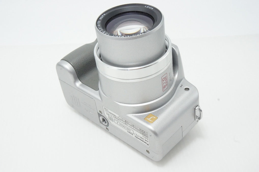 良品 Panasonic パナソニック LUMIX DMC-FZ7 デジタルカメラ シルバー