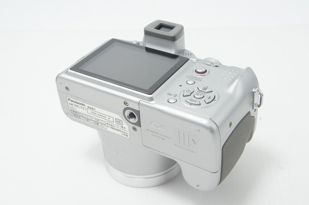 良品 Panasonic パナソニック LUMIX DMC-FZ7 デジタルカメラ シルバー 260603d