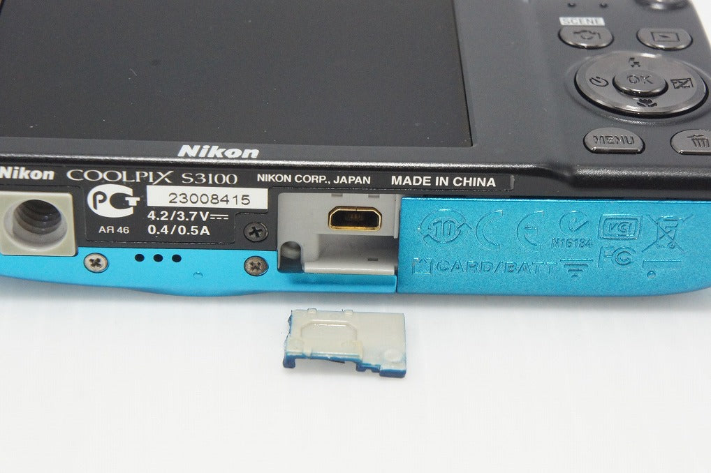 良品 Nikon ニコン COOLPIX S3100 コンパクトデジタルカメラ カジュアルブルー 元箱付 260916m