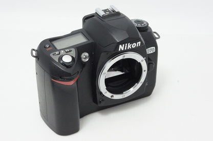 良品 Nikon ニコン D70 ボディ デジタル一眼レフカメラ 260603ar