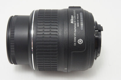美品 Nikon ニコン AF-S DX NIKKOR 18-55mm F3.5-5.6G VR APS-C ズームレンズ 260603ae