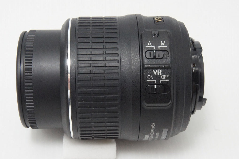 美品 Nikon ニコン AF-S DX NIKKOR 18-55mm F3.5-5.6G VR APS-C ズームレンズ 260603ae