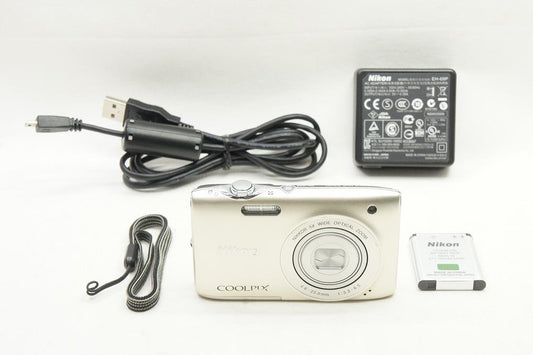 美品 Nikon ニコン COOLPIX S3100 コンパクトデジタルカメラ シャンパンシルバー 250618e