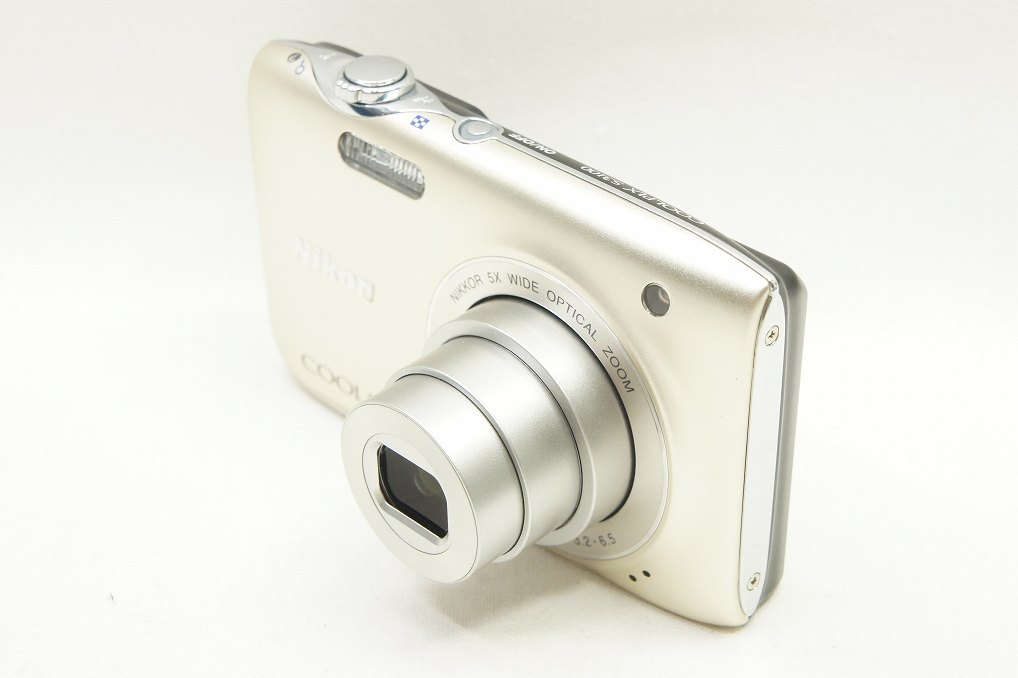 美品 Nikon ニコン COOLPIX S3100 コンパクトデジタルカメラ シャンパンシルバー 250618e