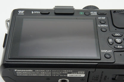 良品 Panasonic パナソニック LUMIX DMC-GF1 ボディ ミラーレス一眼カメラ ブラック 元箱付 251220s