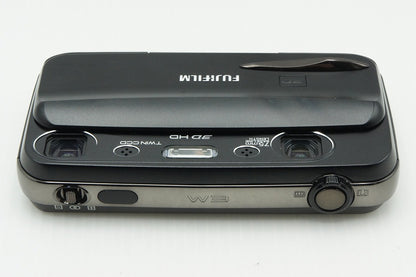 美品 FUJIFILM フジフィルム FinePix REAL 3D W3 コンパクトデジタルカメラ ブラック 元箱付 260227f