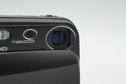 美品 FUJIFILM フジフィルム FinePix REAL 3D W3 コンパクトデジタルカメラ ブラック 元箱付 260227f