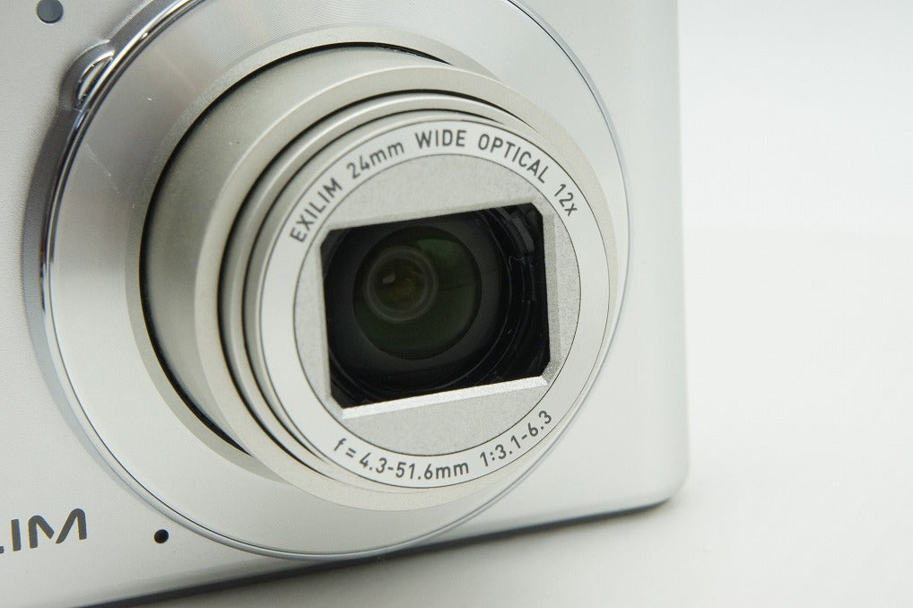 美品 CASIO カシオ EXILIM EX-ZS210 コンパクトデジタルカメラ シルバー 元箱付 260227h