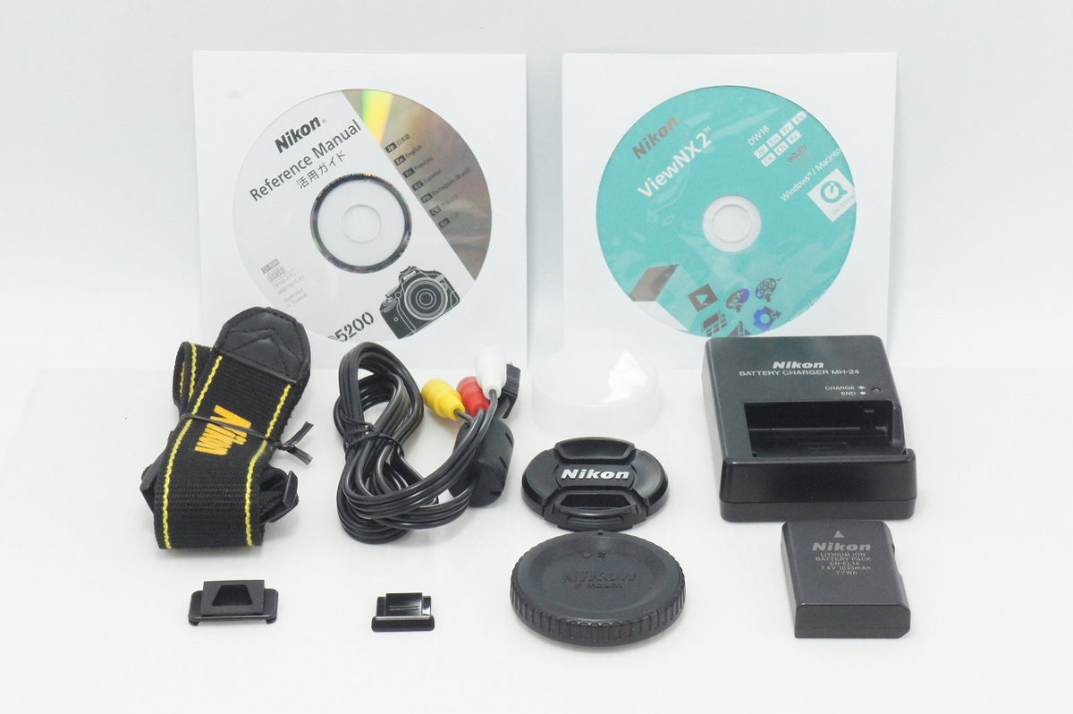 美品 Nikon ニコン D5200 ボディ + AF-S DX 18-55mm VR レンズキット デジタル一眼レフカメラ 260915g
