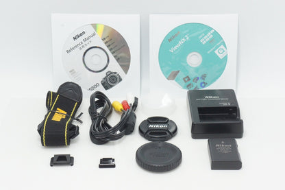美品 Nikon ニコン D5200 ボディ + AF-S DX 18-55mm VR レンズキット デジタル一眼レフカメラ 260915g