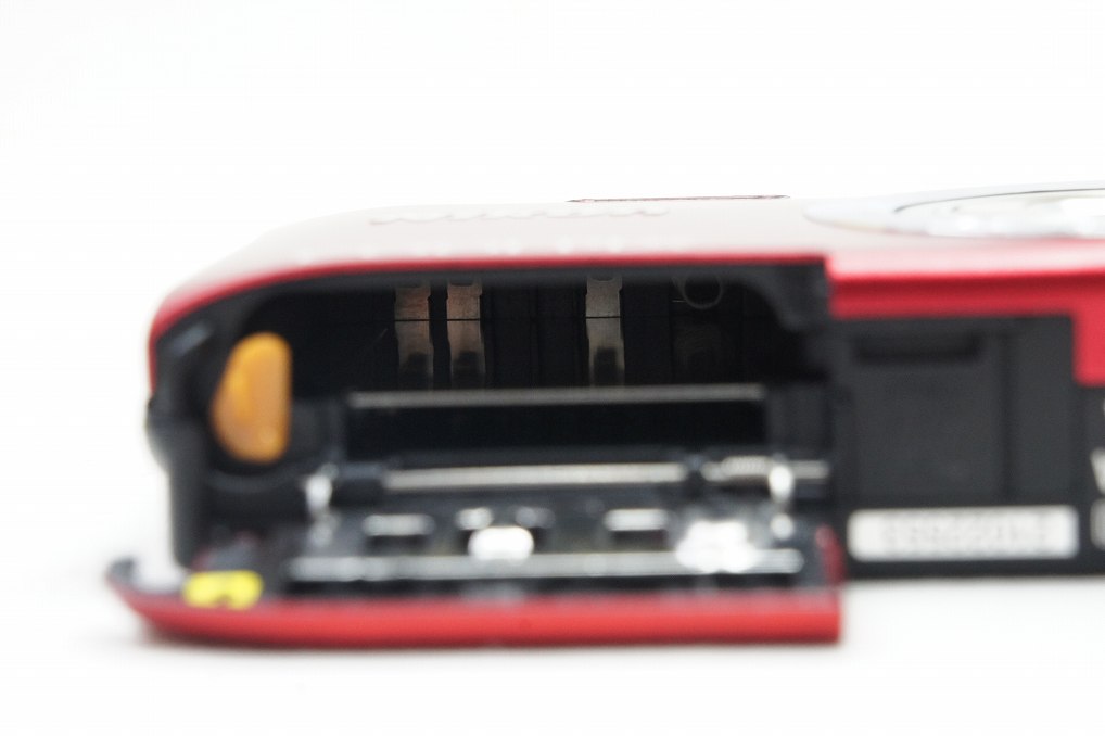 美品 Nikon ニコン COOLPIX S2900 コンパクトデジタルカメラ レッド 元箱付 250620a