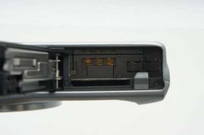 美品 CASIO カシオ HIGH SPEED EXILIM EX-ZR400 コンパクトデジタルカメラ シルバー 260226m