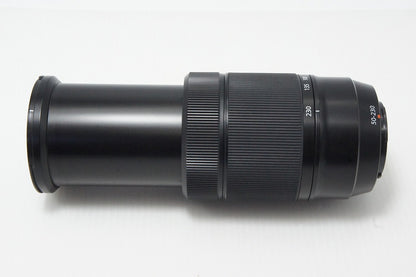 美品 FUJIFILM SUPER EBC FUJINON XC 50-230mm F4.5-6.7 OIS II ズームレンズ ブラック Xマウント フード付 260603bc