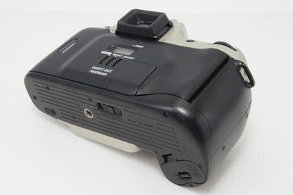 良品 Nikon ニコン F60 ボディ 35mmフィルム一眼レフカメラ シルバー 260407c