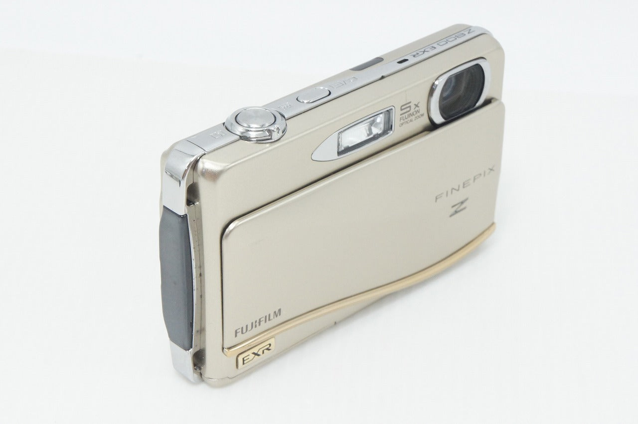 美品 FUJIFILM 富士フイルム FinePix Z800EXR コンパクトデジタル