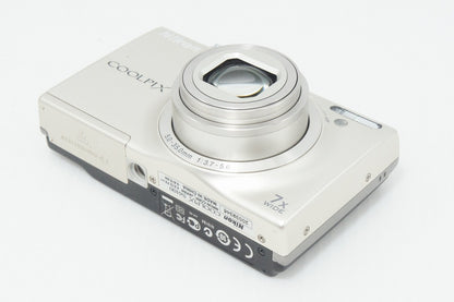 良品 Nikon ニコン COOLPIX S6100 コンパクトデジタルカメラ シルバー 260911m