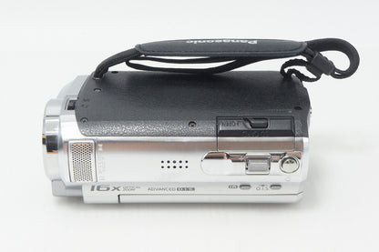 良品 Panasonic パナソニック HDC-TM30 デジタルビデオカメラ プラチナシルバー 260917k