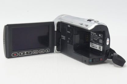 良品 Panasonic パナソニック HDC-TM30 デジタルビデオカメラ プラチナシルバー 260917k