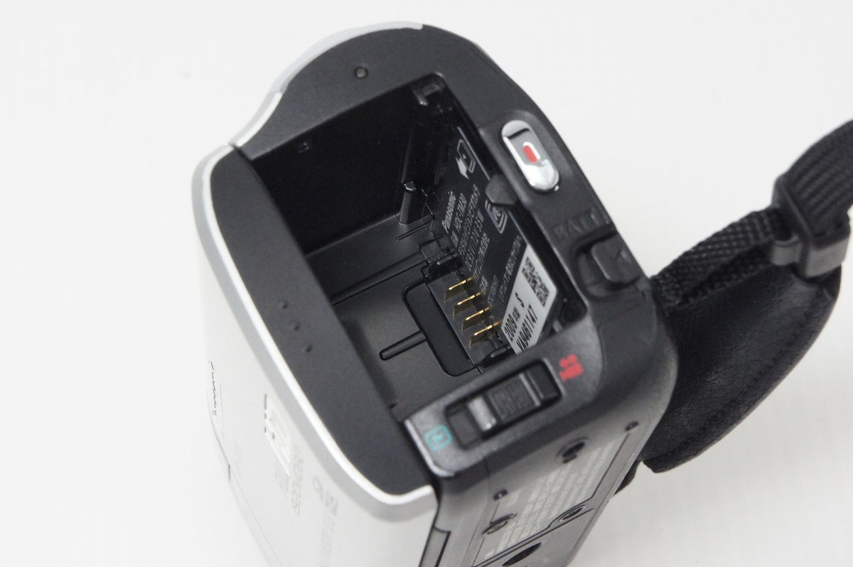 良品 Panasonic パナソニック HDC-TM30 デジタルビデオカメラ プラチナシルバー 260917k