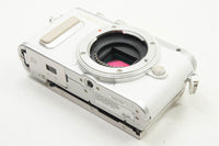 良品 OLYMPUS オリンパス PEN E-PL8 ボディ ミラーレス一眼カメラ ホワイト 元箱付 250402aa