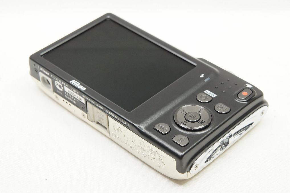 訳あり品 Nikon ニコン COOLPIX S3100 コンパクトデジタルカメラ シャンパンシルバー 元箱付 250621h