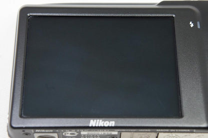 訳あり品 Nikon ニコン COOLPIX S3100 コンパクトデジタルカメラ シャンパンシルバー 元箱付 250621h