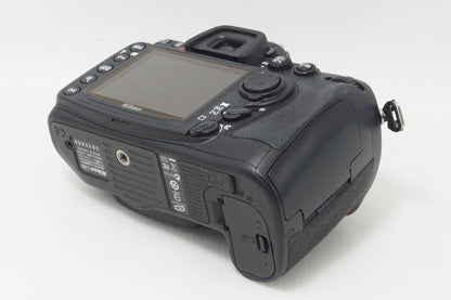 良品 Nikon ニコン D300 ボディ デジタル一眼レフカメラ 260821y