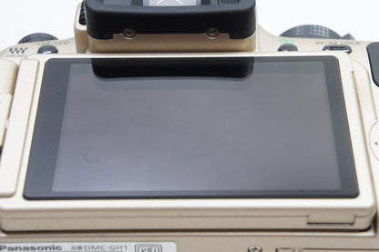 良品 Panasonic LUMIX DMC-GH1 ボディ ミラーレス一眼カメラ コンフォートゴールド 250621k