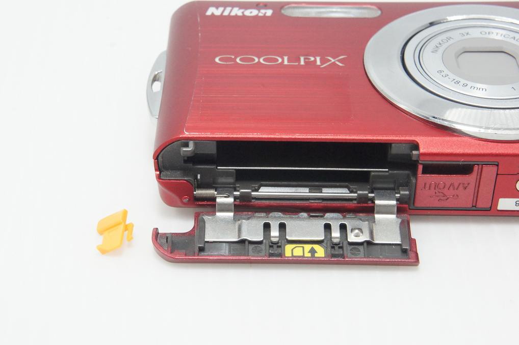 Nikon ニコン COOLPIX S210 コンパクトデジタルカメラ レッド 260918ag