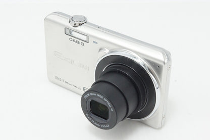 美品 CASIO カシオ EXILIM EX-ZS35 コンパクトデジタルカメラ シルバー 260608c