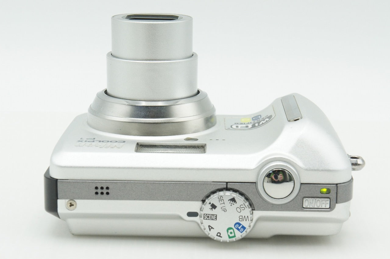 美品 Nikon ニコン COOLPIX P1 コンパクトデジタルカメラ プライムシルバー 元箱付 260302ae