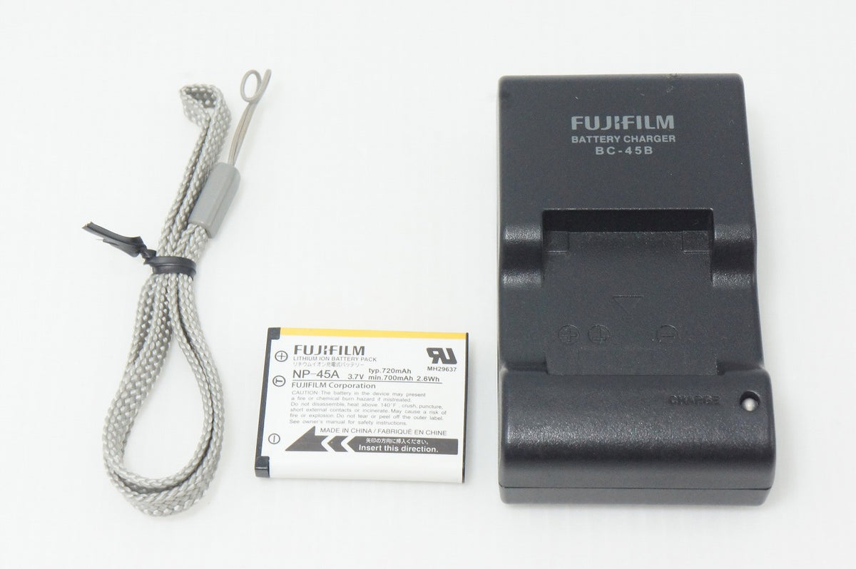 良品 FUJIFILM 富士フイルム FinePix JX200 コンパクトデジタルカメラ シルバー 260928f
