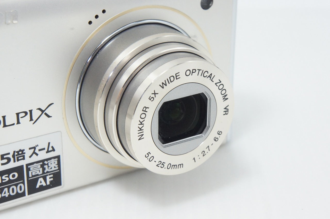 美品 Nikon ニコン COOLPIX S640 コンパクトデジタルカメラ アイス