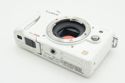 良品 Panasonic パナソニック LUMIX DMC-GF2 ボディ ミラーレス一眼カメラ シェルホワイト 251220d