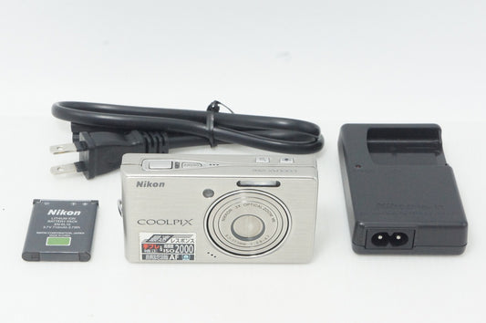 訳あり Nikon ニコン COOLPIX S500 コンパクトデジタルカメラ シルバー 260930u