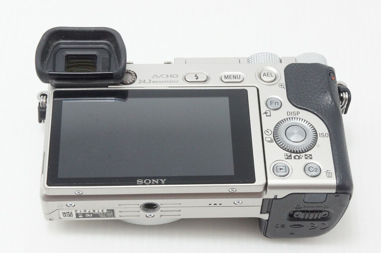 美品 SONY ソニー α6000 ボディ ILCE-6000 ミラーレス一眼カメラ シルバー 260529f