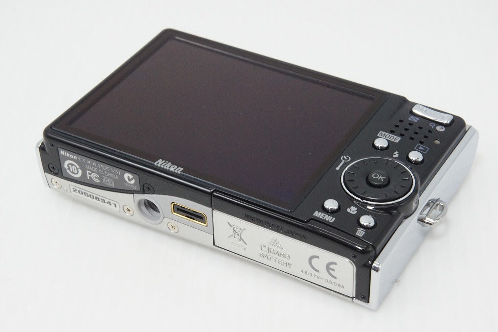 美品 Nikon ニコン COOLPIX S51 コンパクトデジタルカメラ グロスシルバー 260408l
