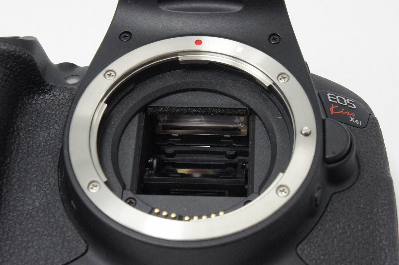 良品 Canon キヤノン EOS Kiss X6i + EF-S 18-55 IS II レンズキット デジタル一眼レフカメラ 260603am