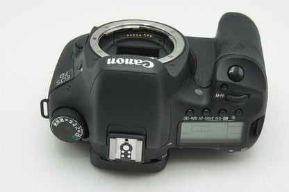 美品 Canon キヤノン EOS 7D ボディ デジタル一眼レフカメラ 260305w
