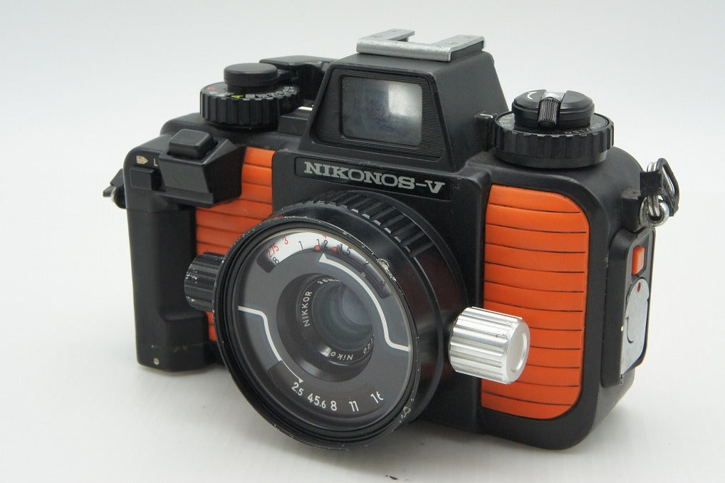 Nikon ニコン NIKONOS-V ボディ + NIKKOR 35mm F2.5 フィルムカメラ オレンジ 260304b