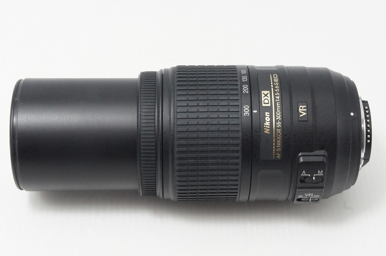 美品 Nikon ニコン AF-S DX NIKKOR 55-300mm F4.5-5.6G ED VR APS-C ズームレンズ フード付 260609b